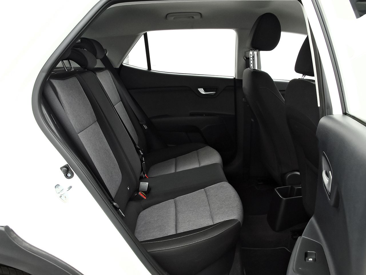 Foto Kia Stonic 8