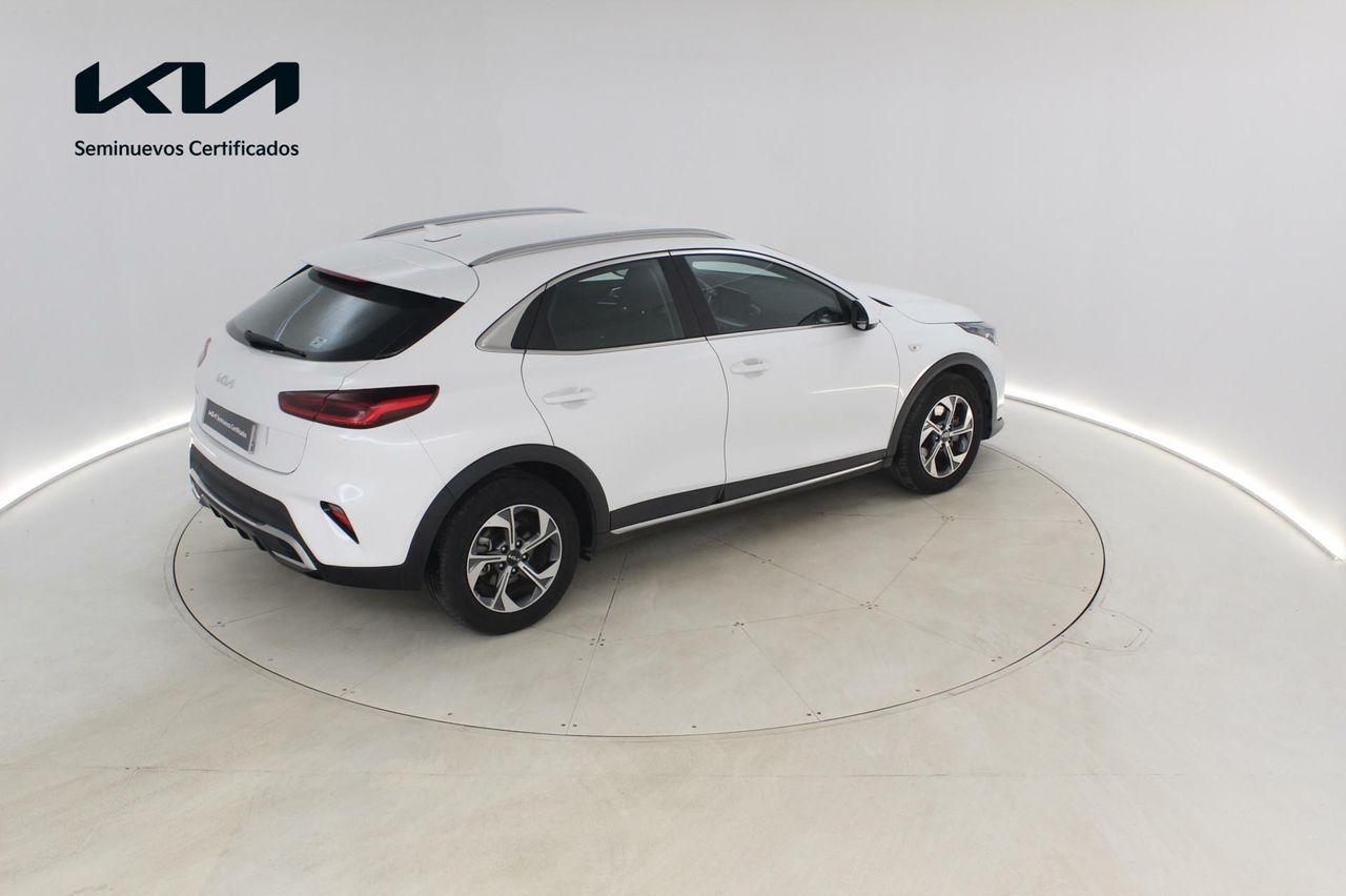 Foto Kia XCeed 7