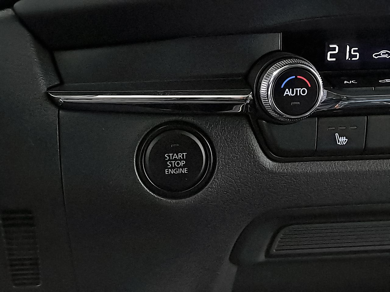 Foto Mazda CX-30 30