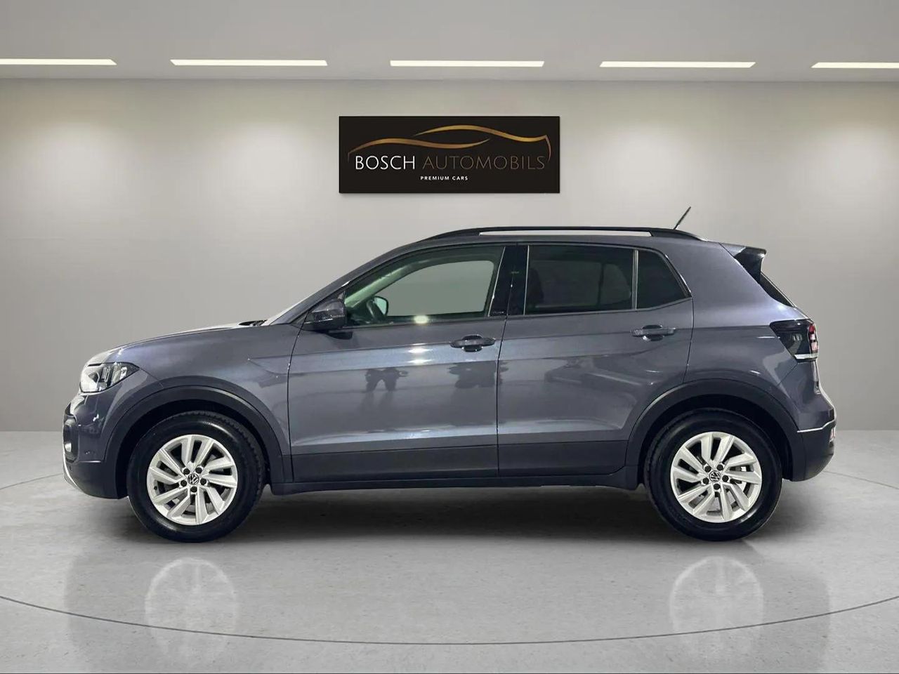 Foto Volkswagen T-Roc 16