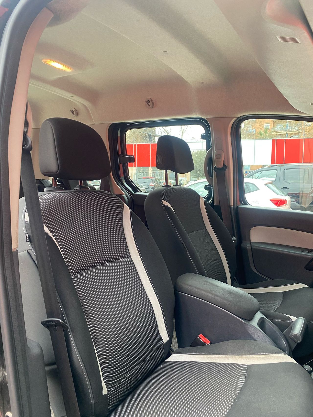 Foto Renault Kangoo 12