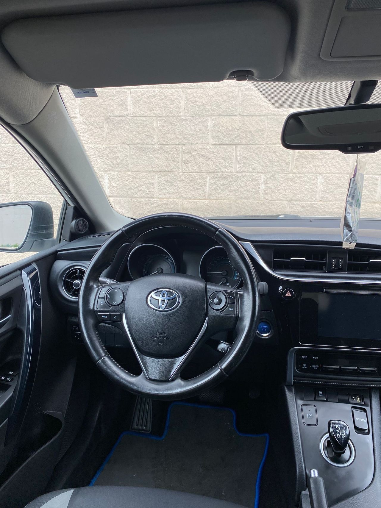 Foto Toyota Auris 9