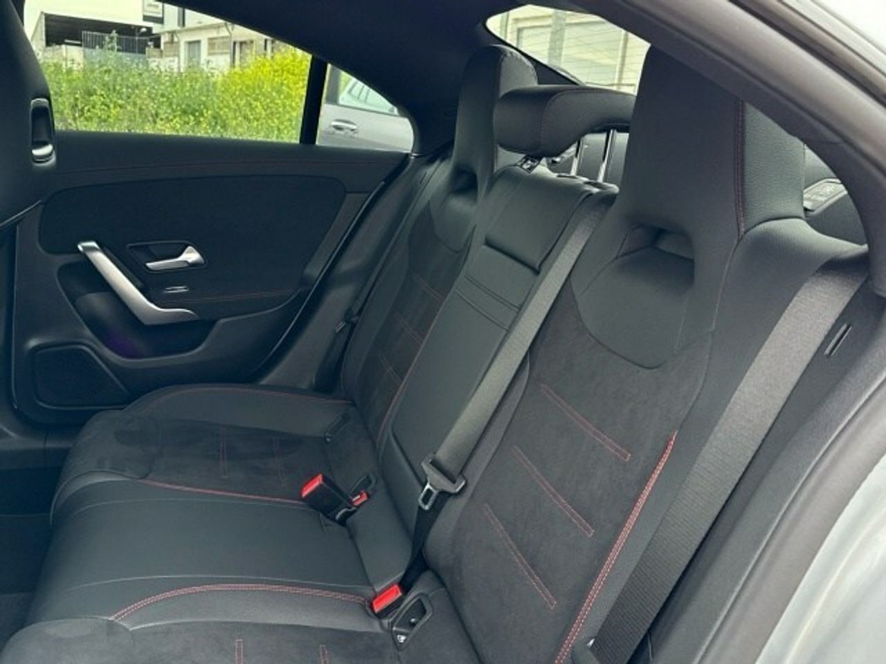 Foto Mercedes-Benz Clase CLA 11