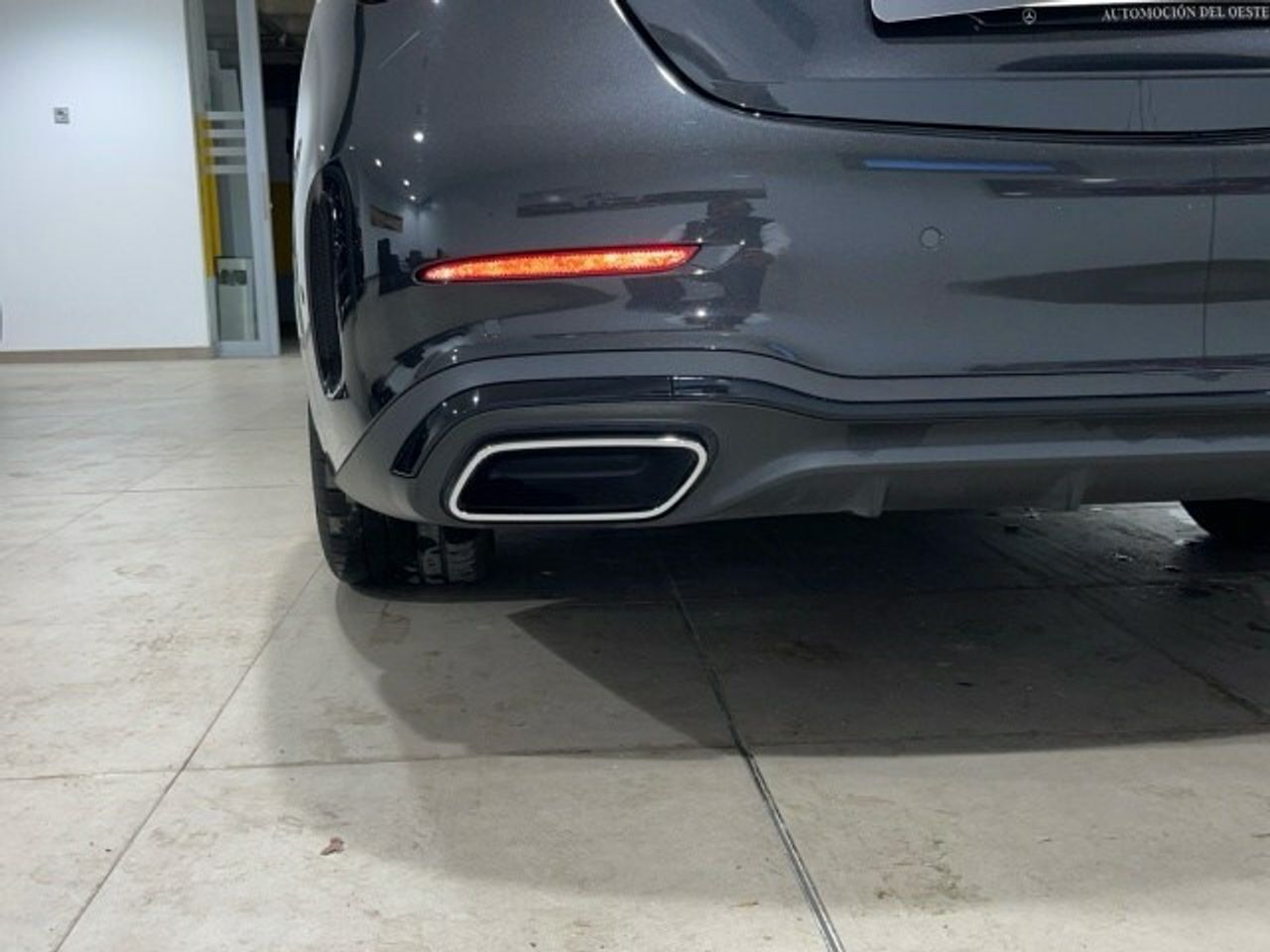 Foto Mercedes-Benz Clase C 12