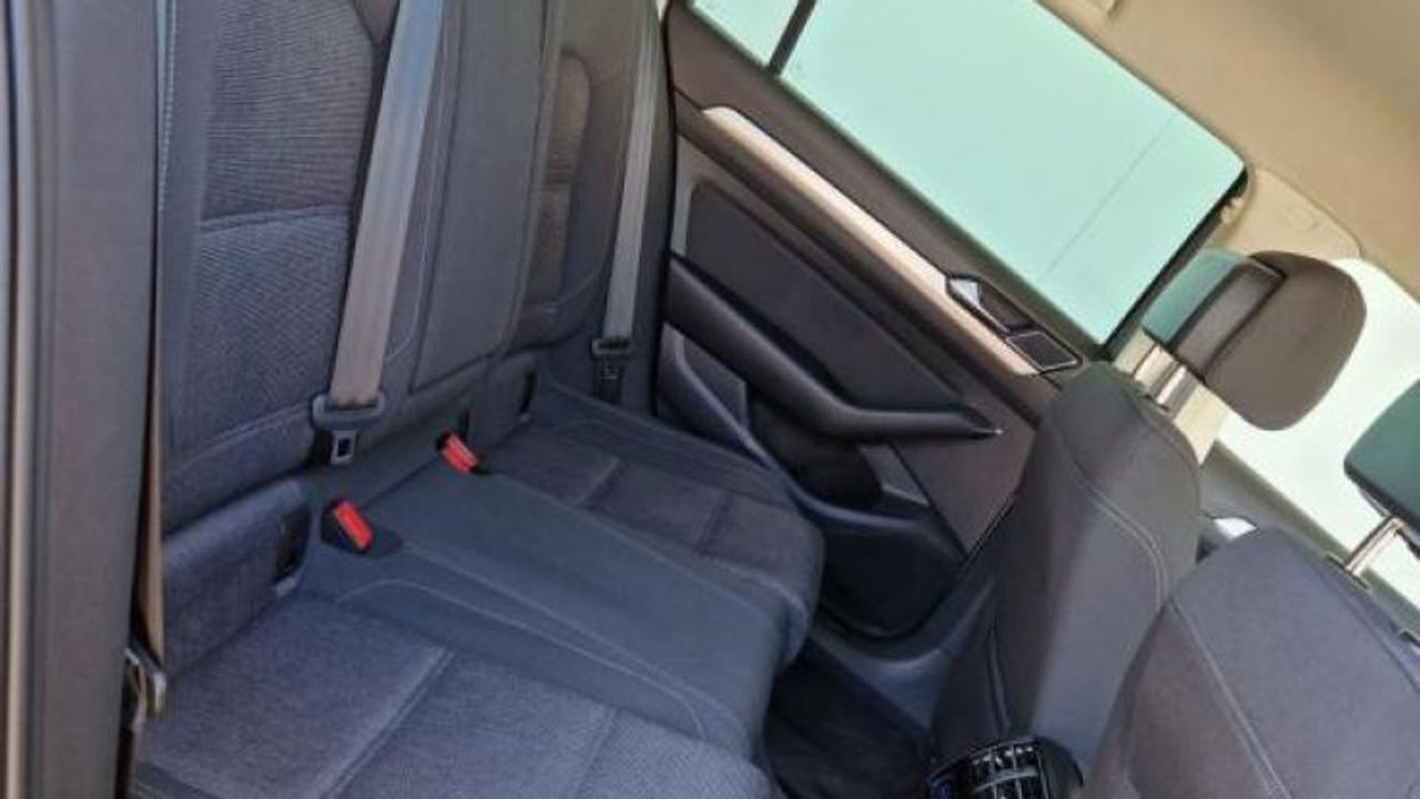 Foto Volkswagen Passat 23
