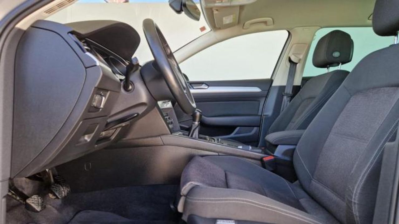 Foto Volkswagen Passat 25