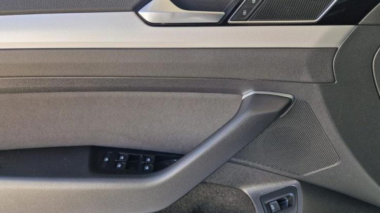 Foto Volkswagen Passat 27