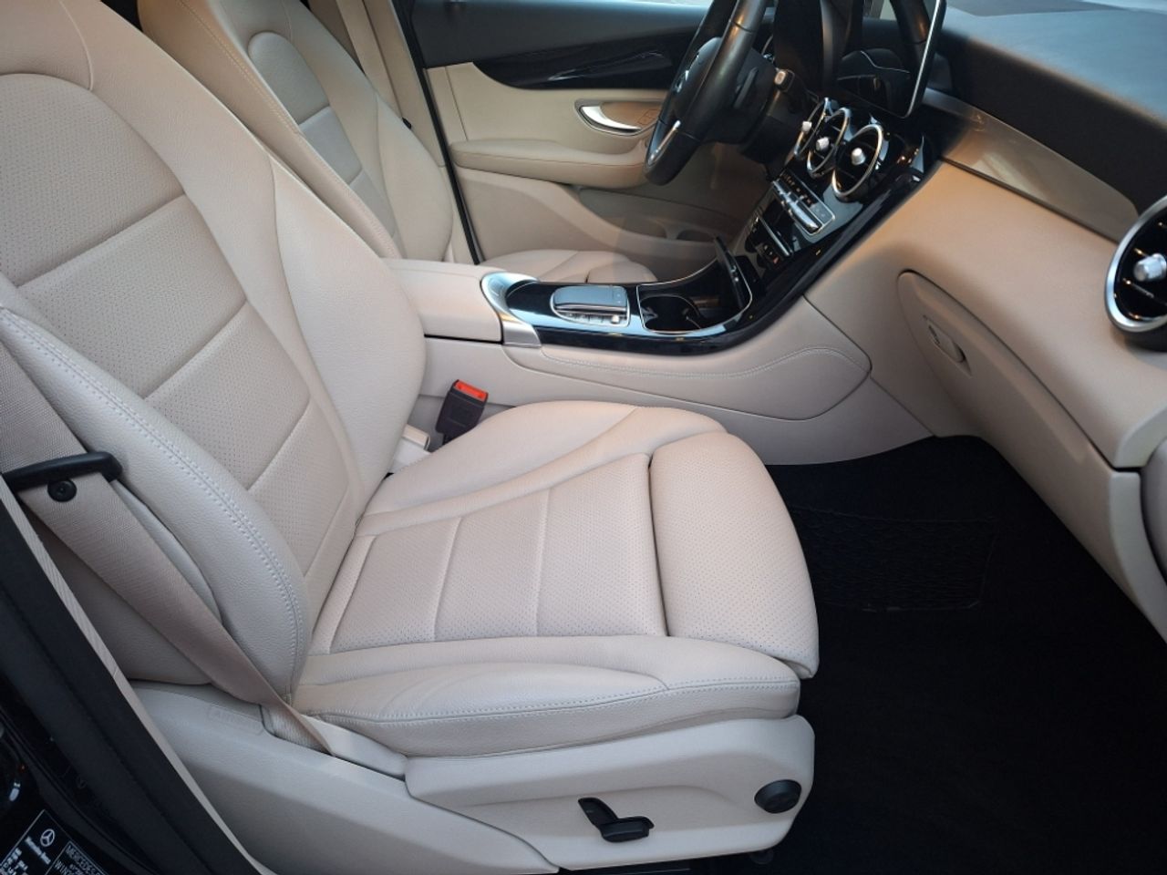 Foto Mercedes-Benz Clase GLC 15