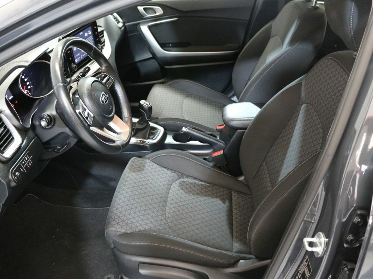 Foto Kia Ceed 10