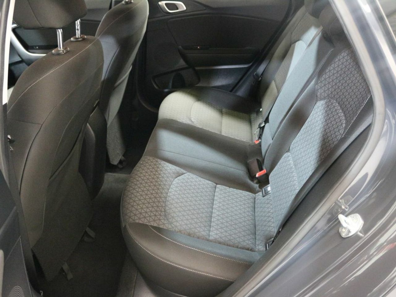 Foto Kia Ceed 11