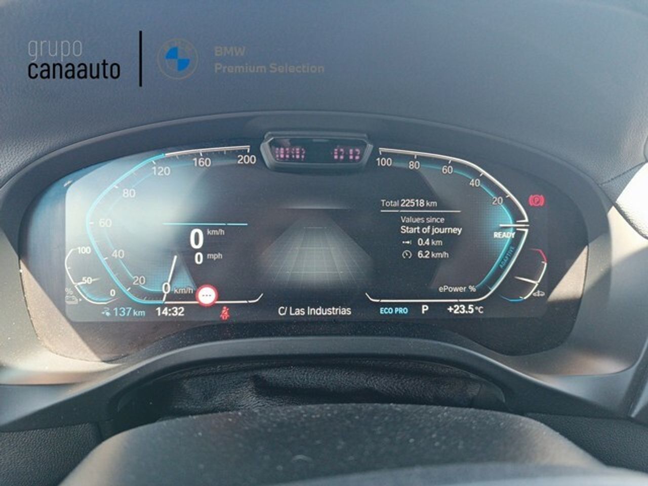 Foto BMW iX3 11