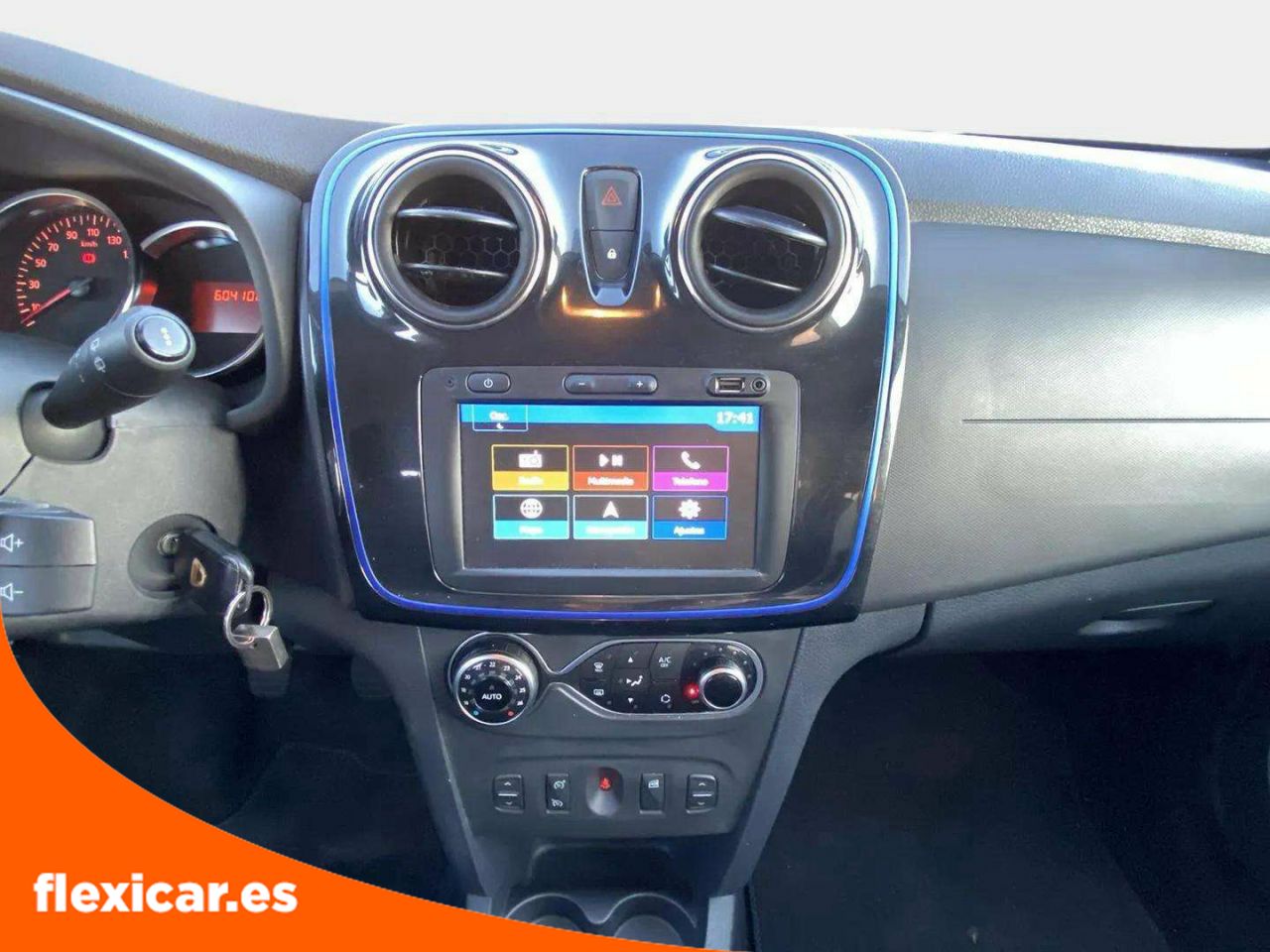 Foto Dacia Sandero 12