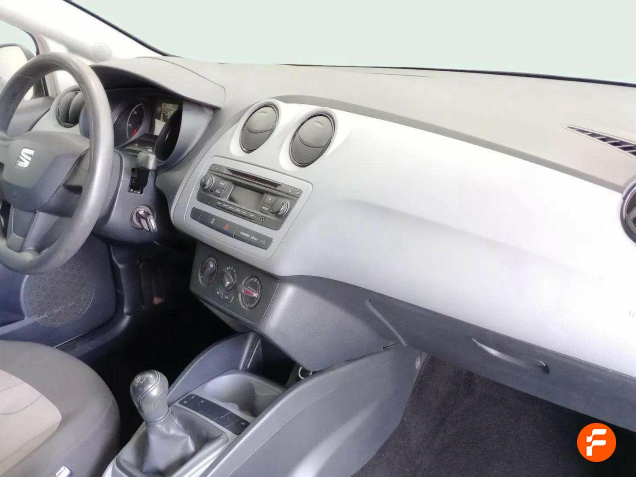 Foto Seat Ibiza 12