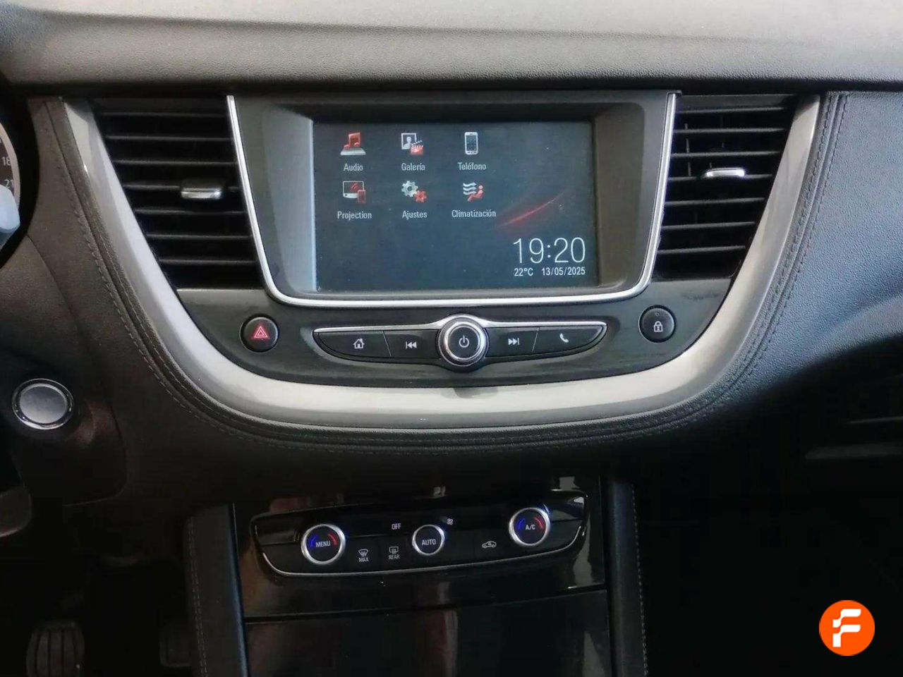 Foto Opel Grandland X 8