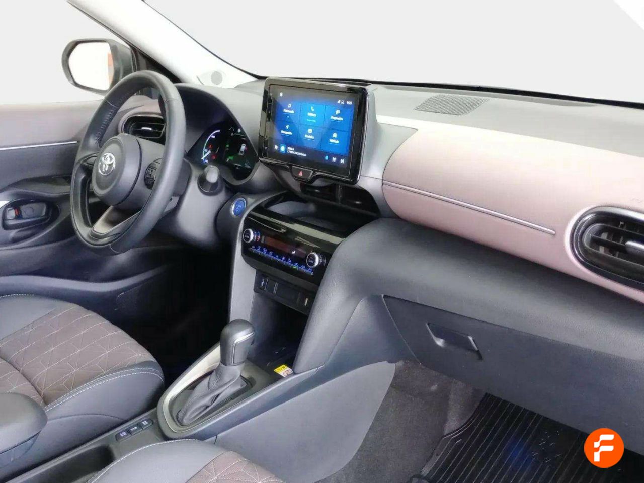 Foto Toyota Yaris 12
