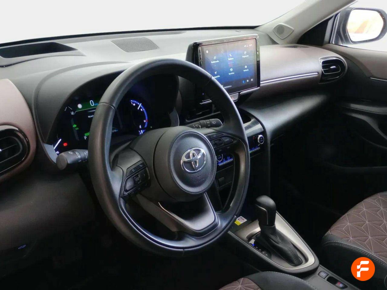 Foto Toyota Yaris 13