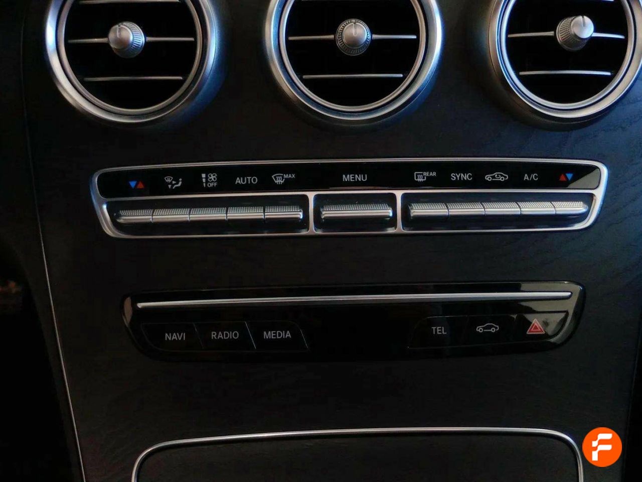 Foto Mercedes-Benz Clase C 16