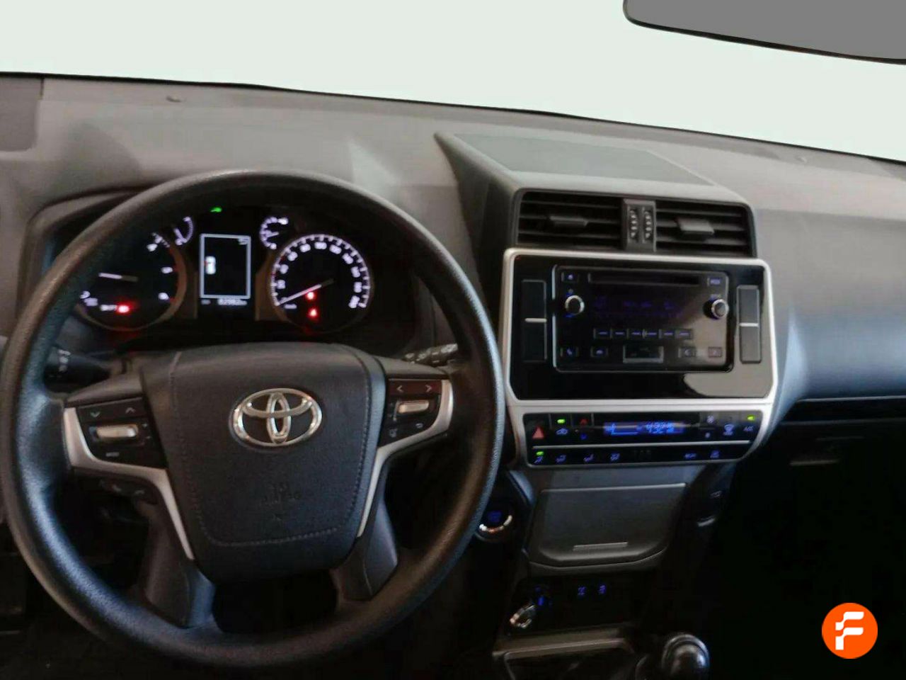 Foto Toyota Land Cruiser 7