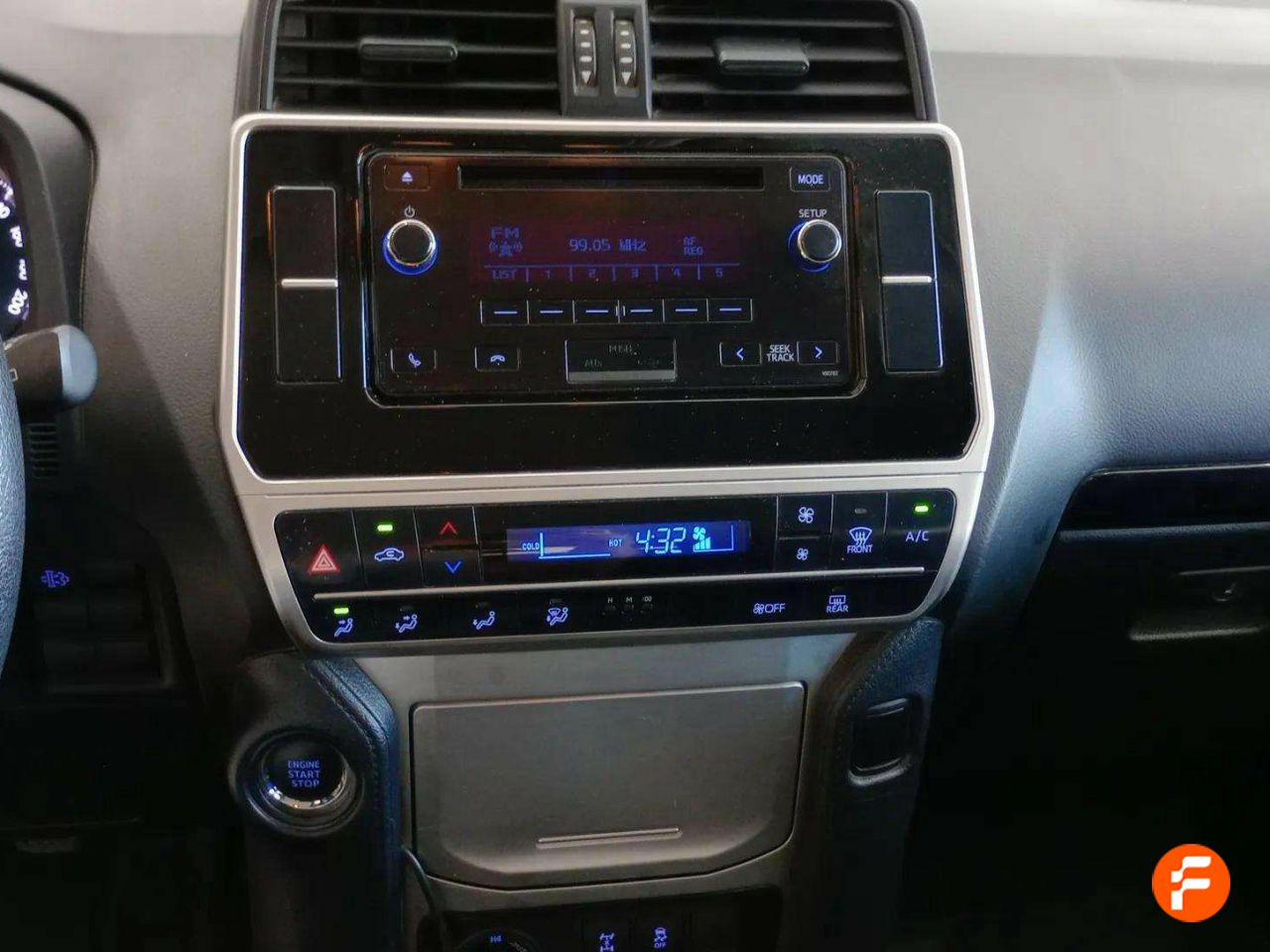 Foto Toyota Land Cruiser 8