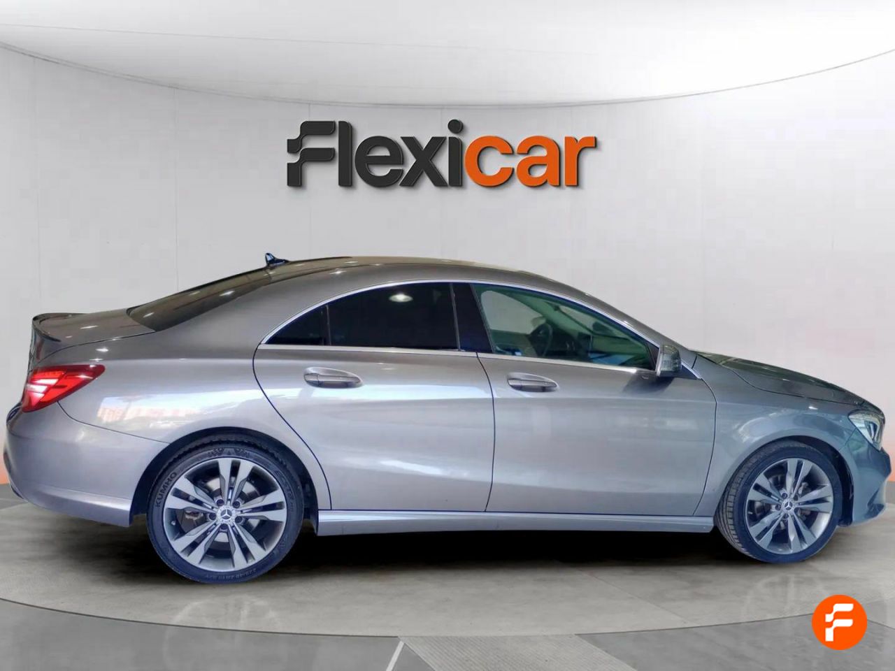 Foto Mercedes-Benz Clase CLA 3