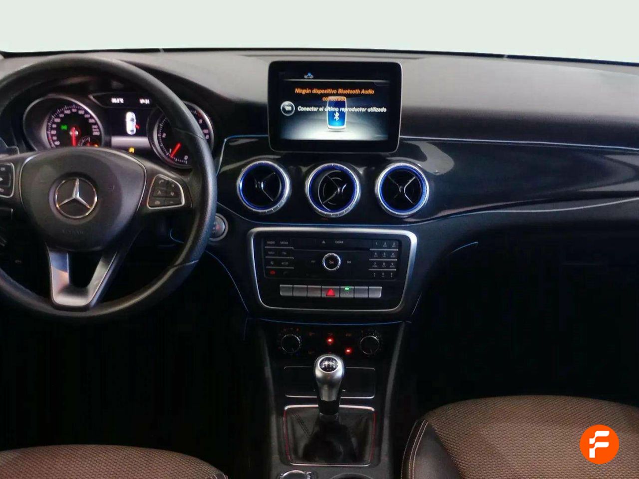 Foto Mercedes-Benz Clase CLA 8