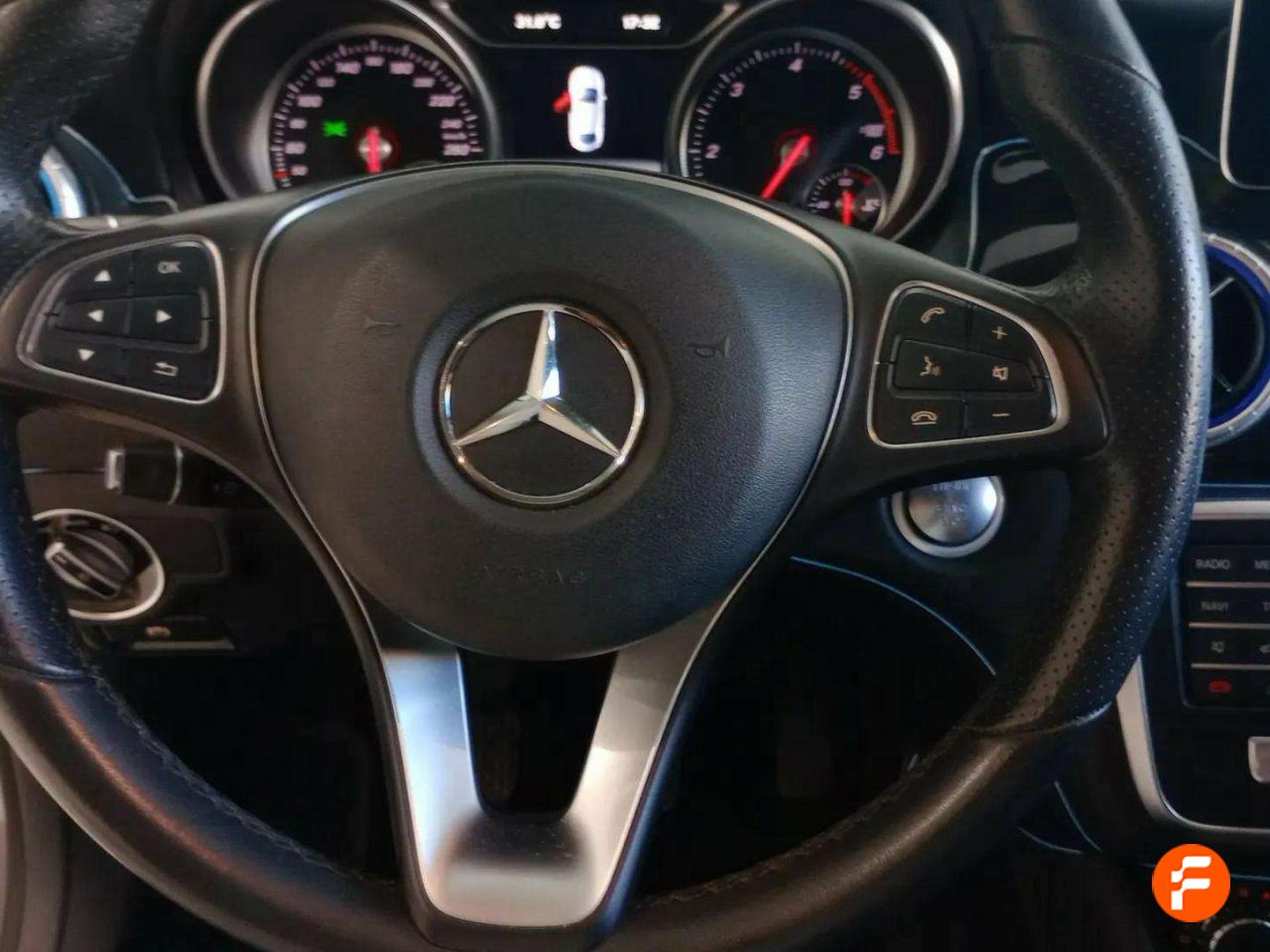 Foto Mercedes-Benz Clase CLA 10