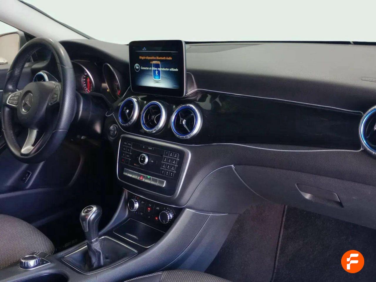 Foto Mercedes-Benz Clase CLA 12