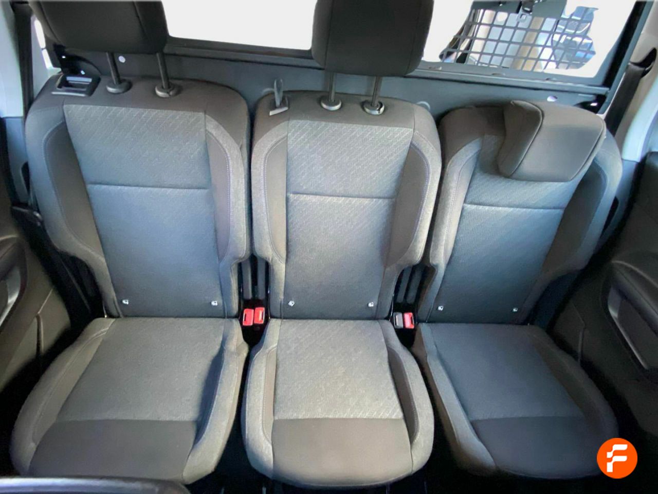 Foto Peugeot Rifter 19
