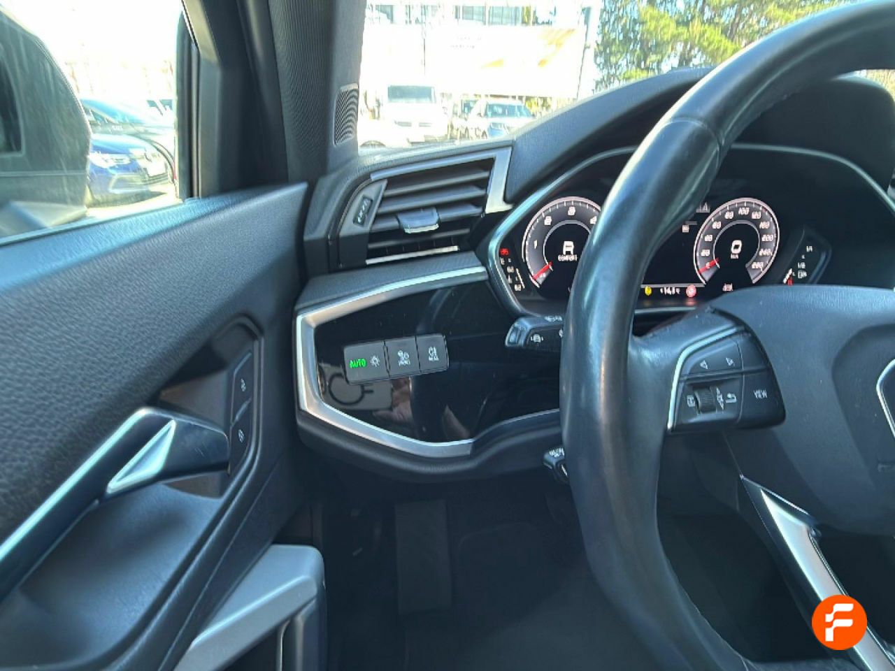 Foto Audi Q3 12