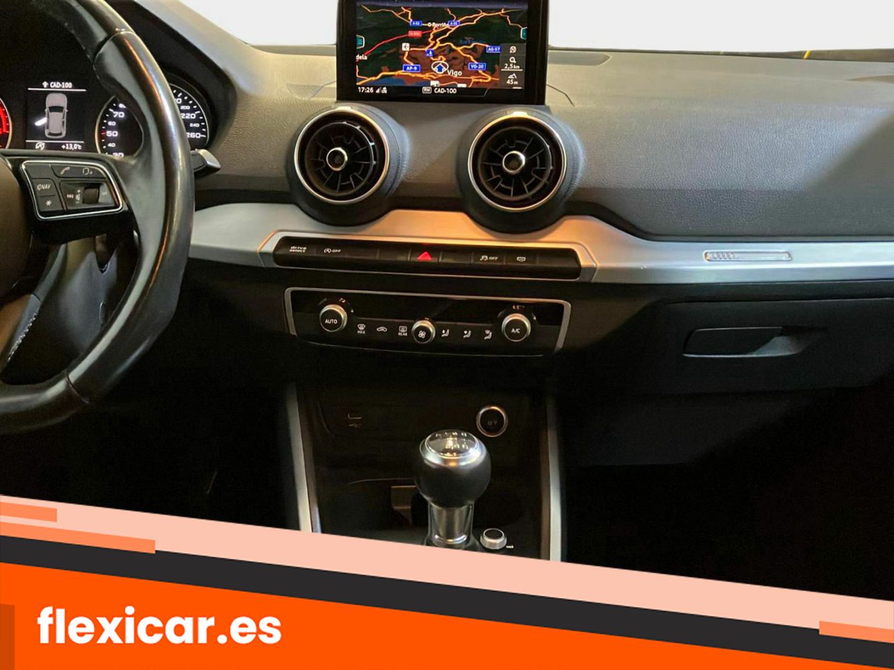 Foto Audi Q2 13