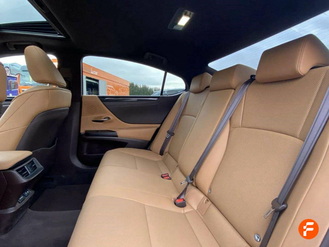 Foto Lexus ES 11