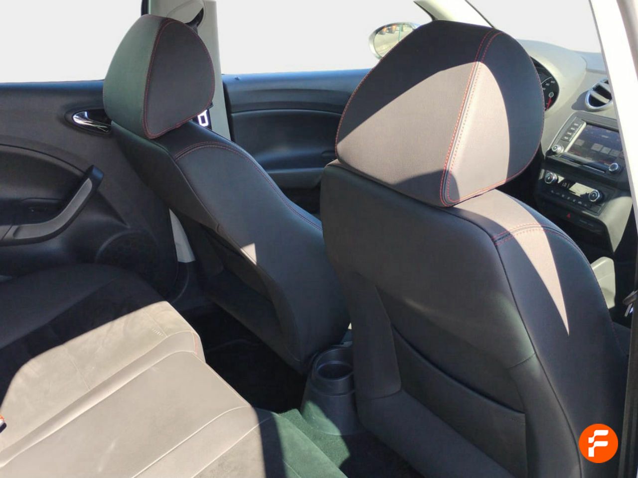 Foto Seat Ibiza 13
