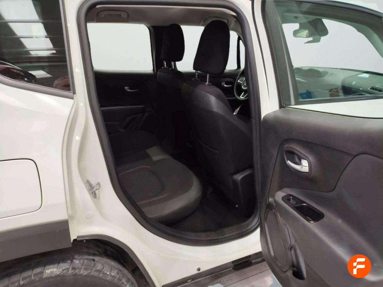 Foto Jeep Renegade 14