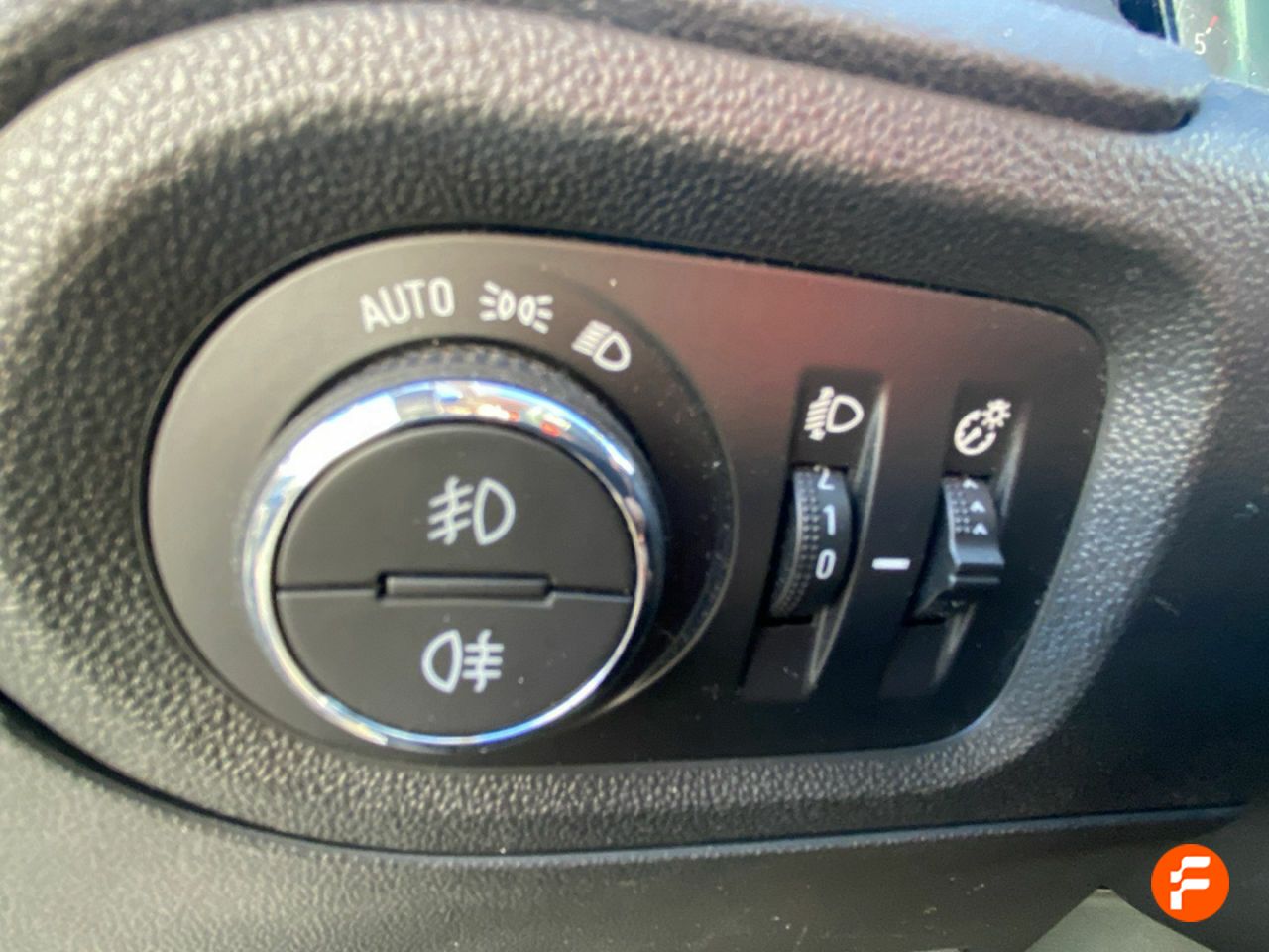 Foto Opel Grandland X 9