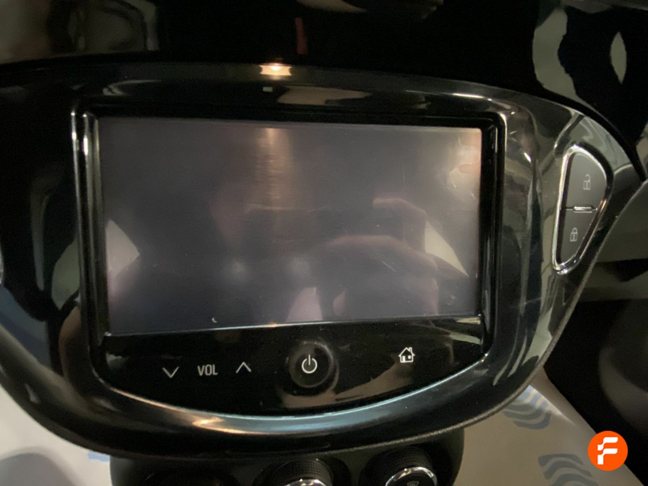 Foto Opel Corsa 12