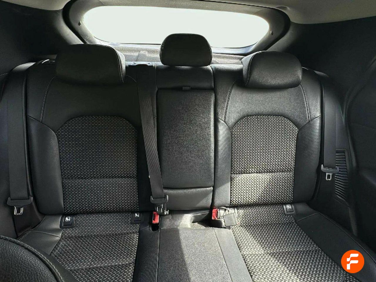 Foto Kia XCeed 14