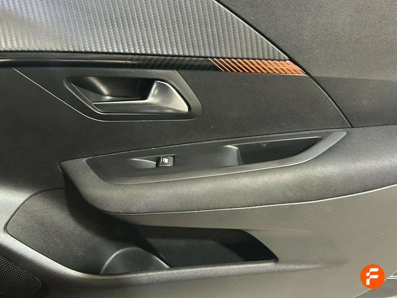 Foto Peugeot 208 21