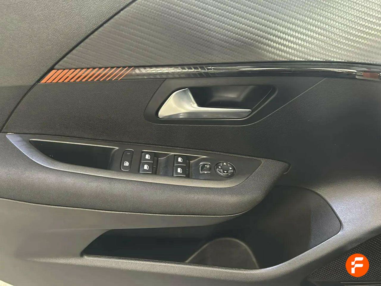 Foto Peugeot 208 22