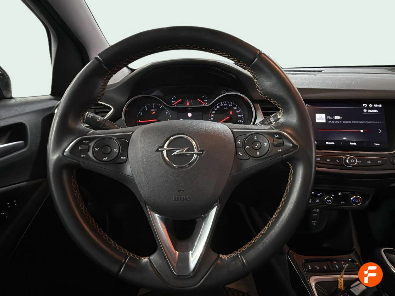 Foto Opel Crossland X 10