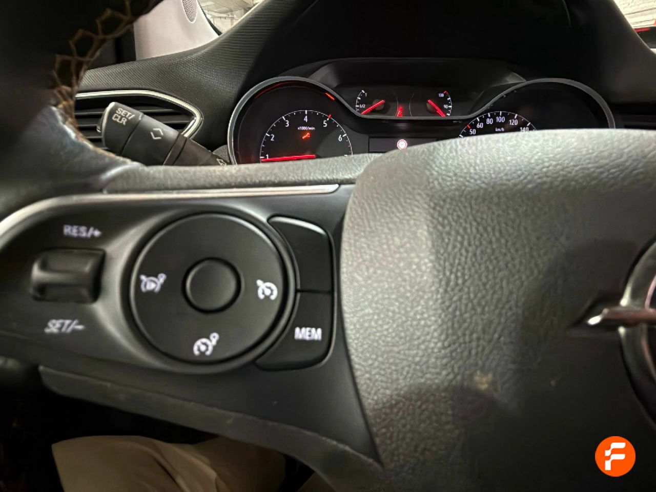 Foto Opel Crossland X 14