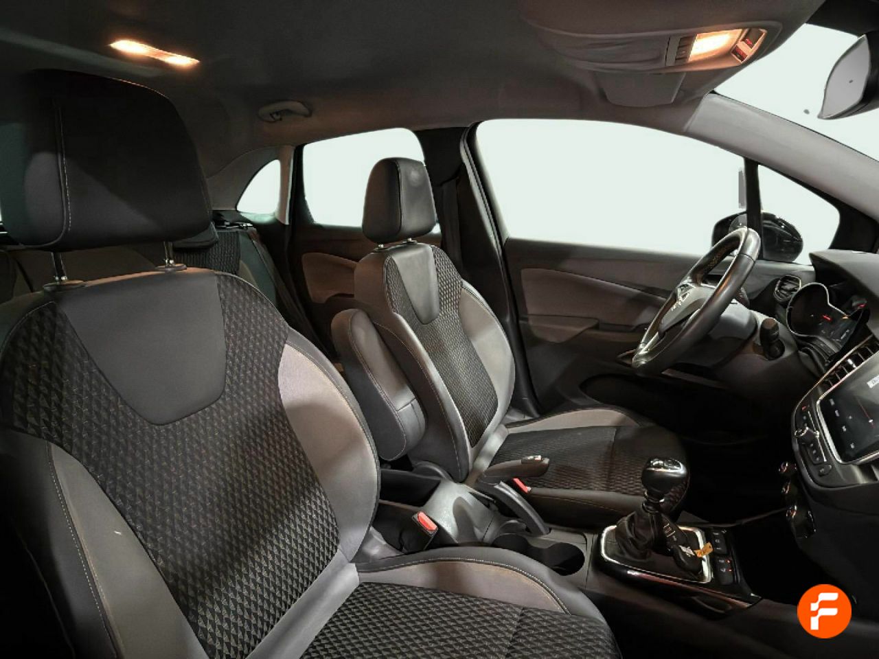 Foto Opel Crossland X 19