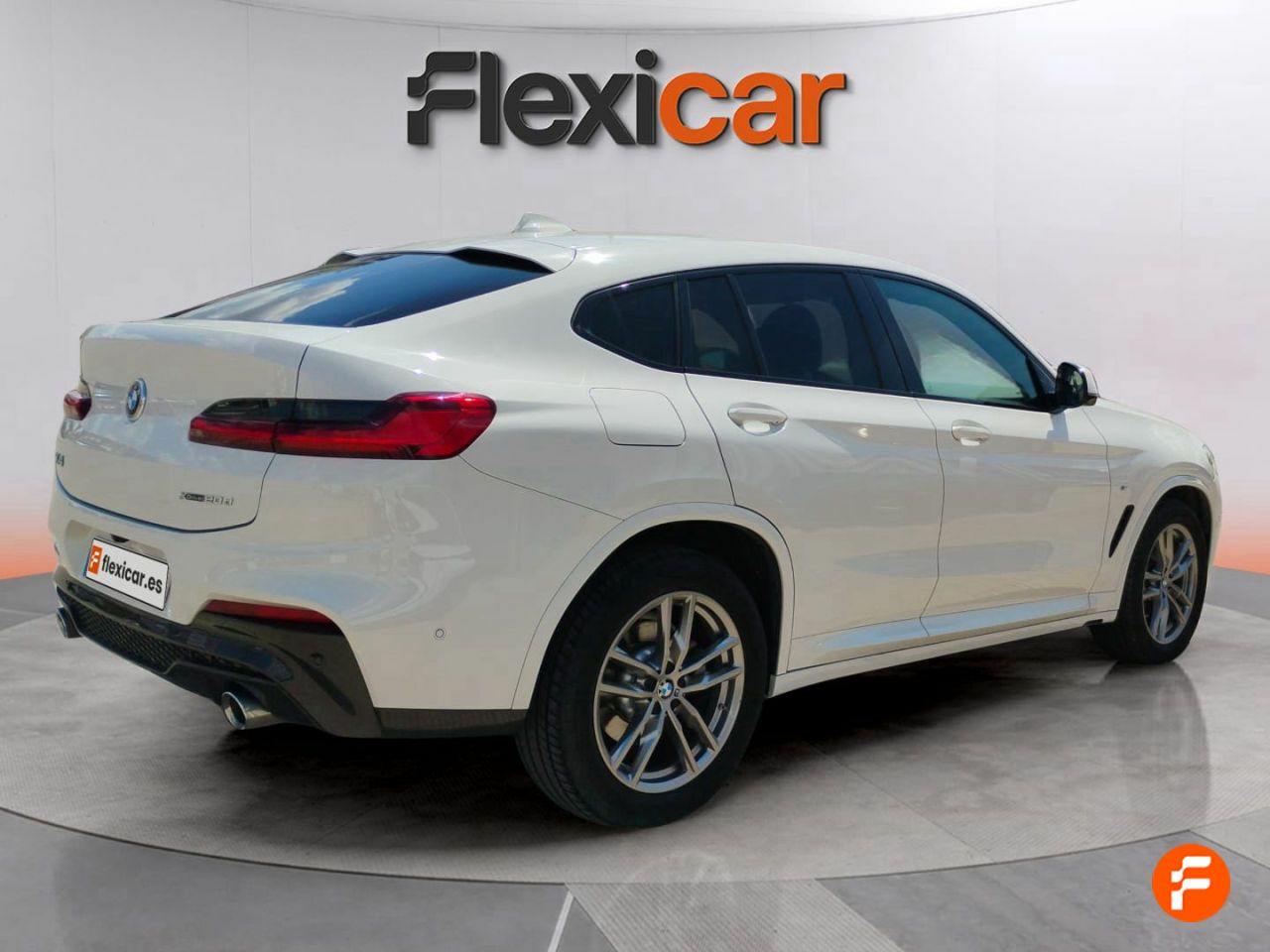 Foto BMW X4 8