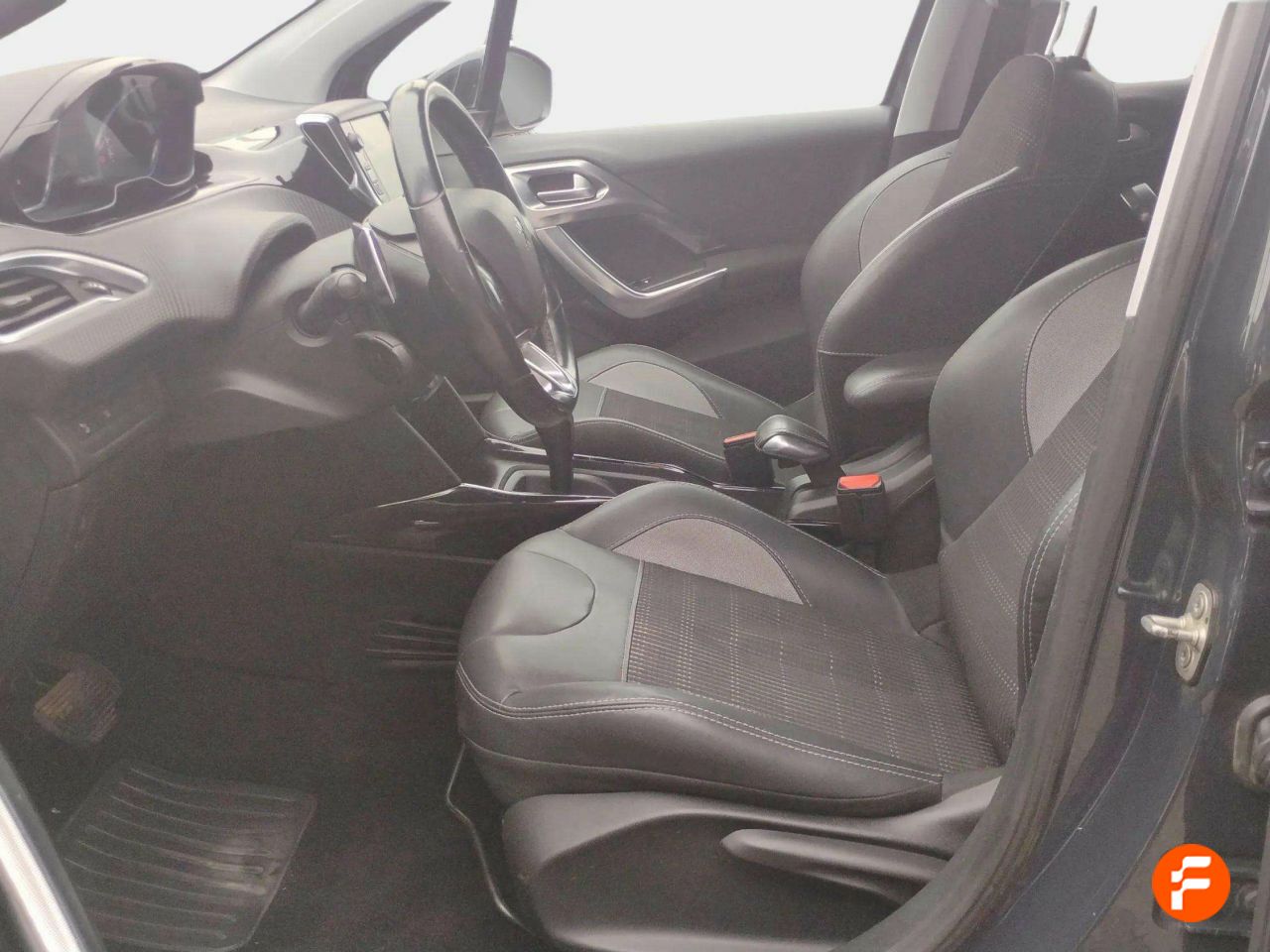 Foto Peugeot 2008 11