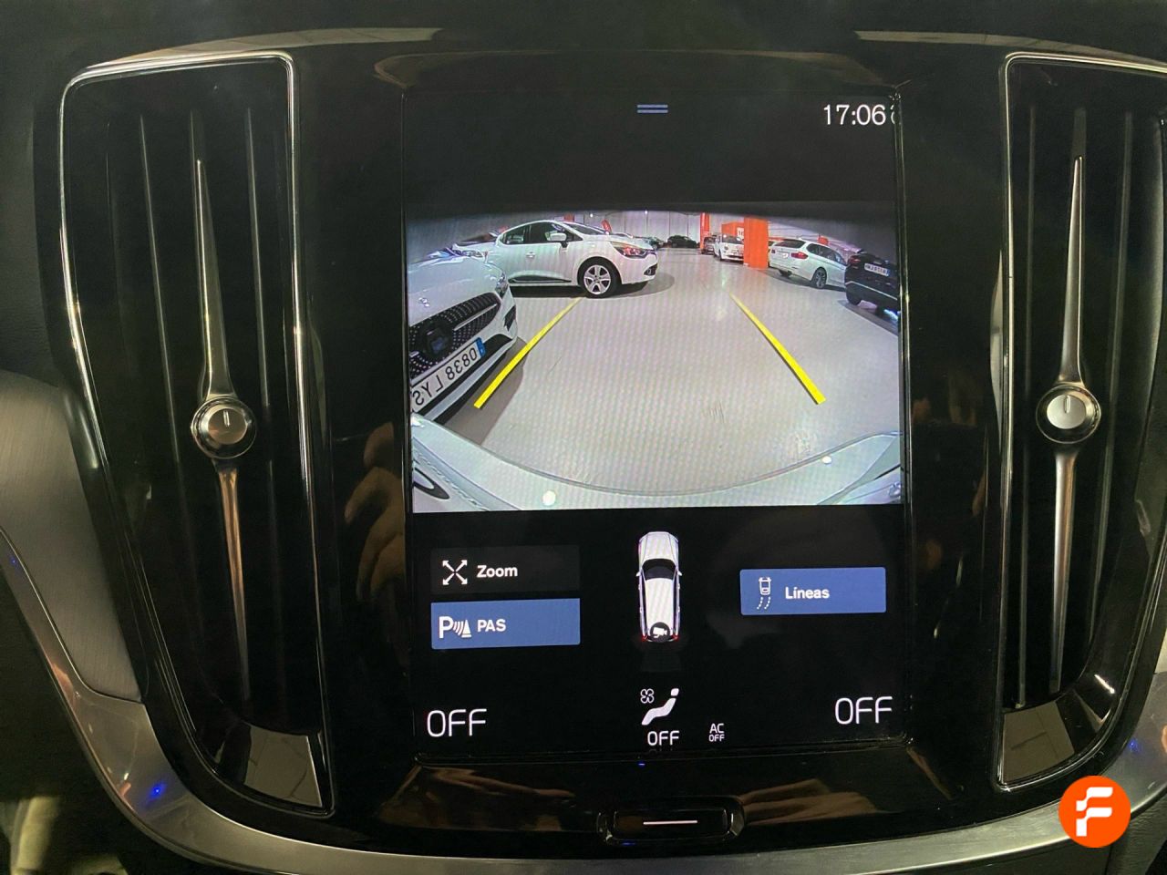 Foto Volvo V60 15