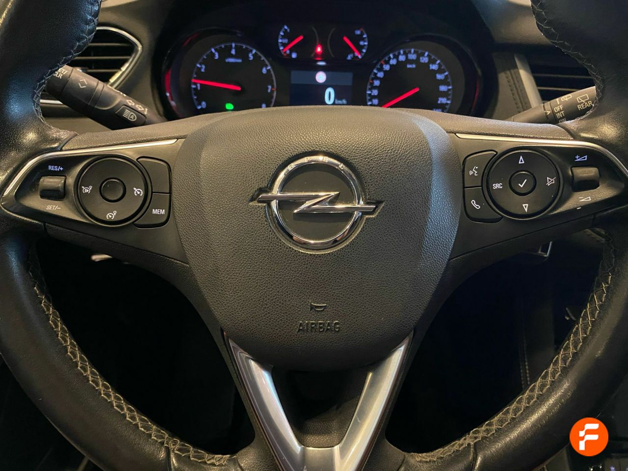 Foto Opel Grandland X 11