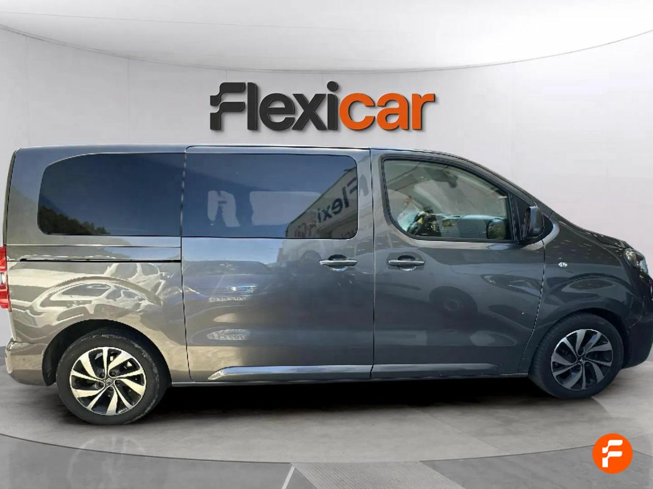 Foto Citroën Spacetourer 8