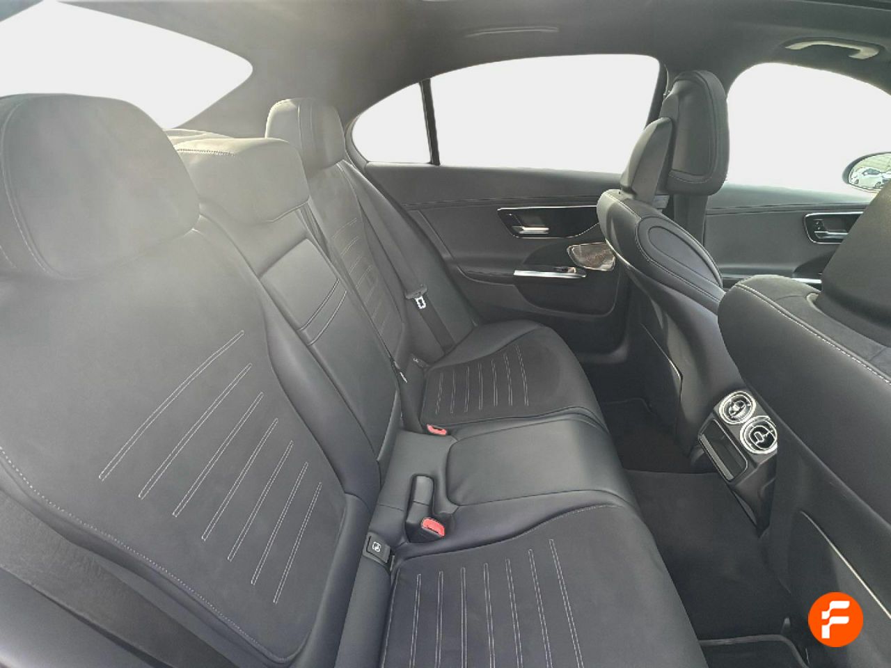 Foto Mercedes-Benz Clase C 15