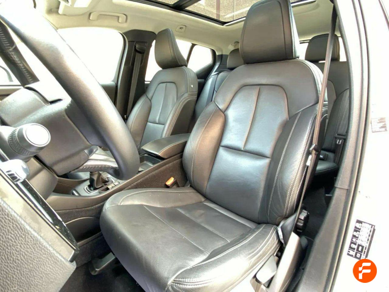 Foto Volvo XC40 18