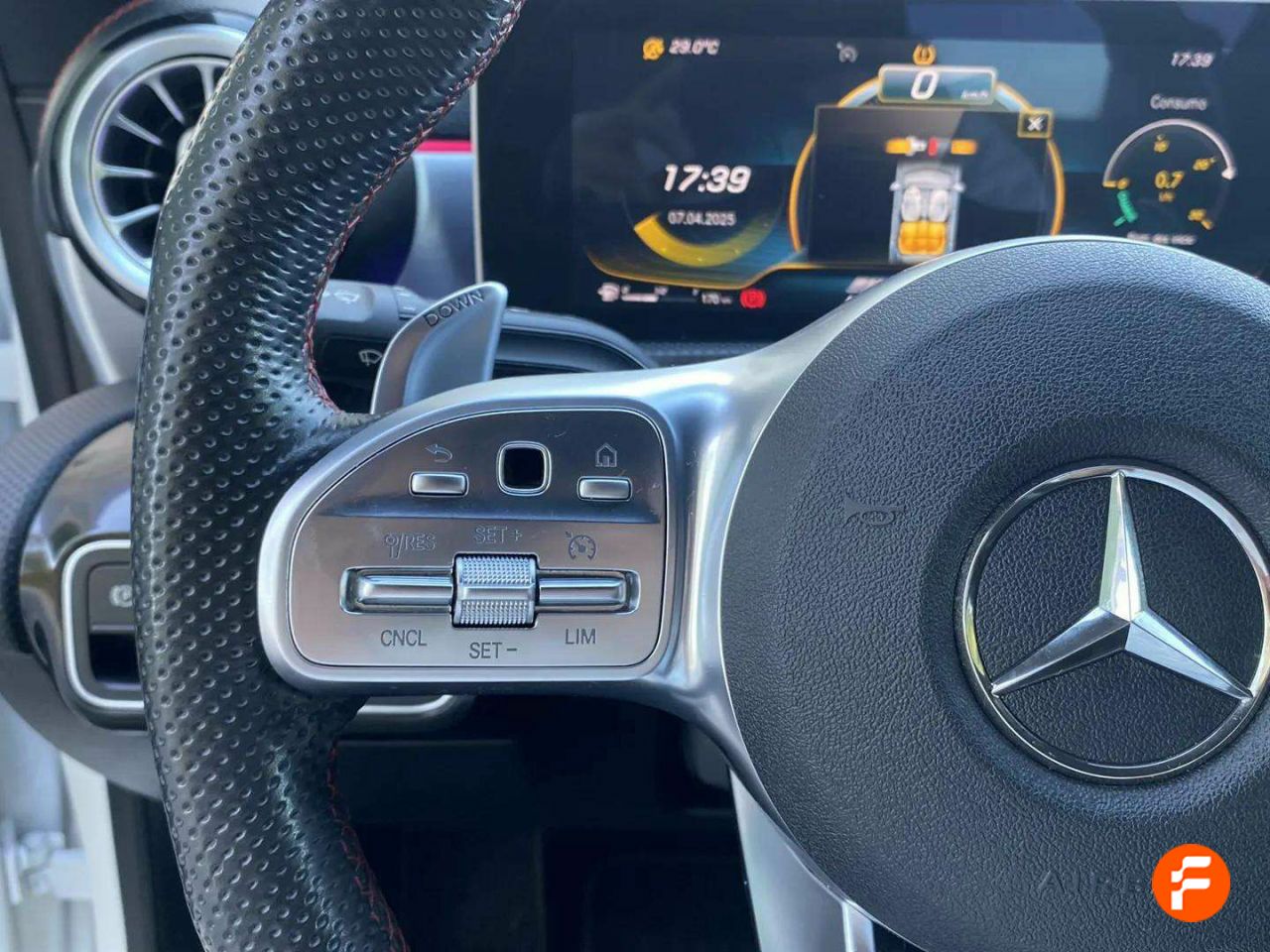 Foto Mercedes-Benz Clase CLA 12
