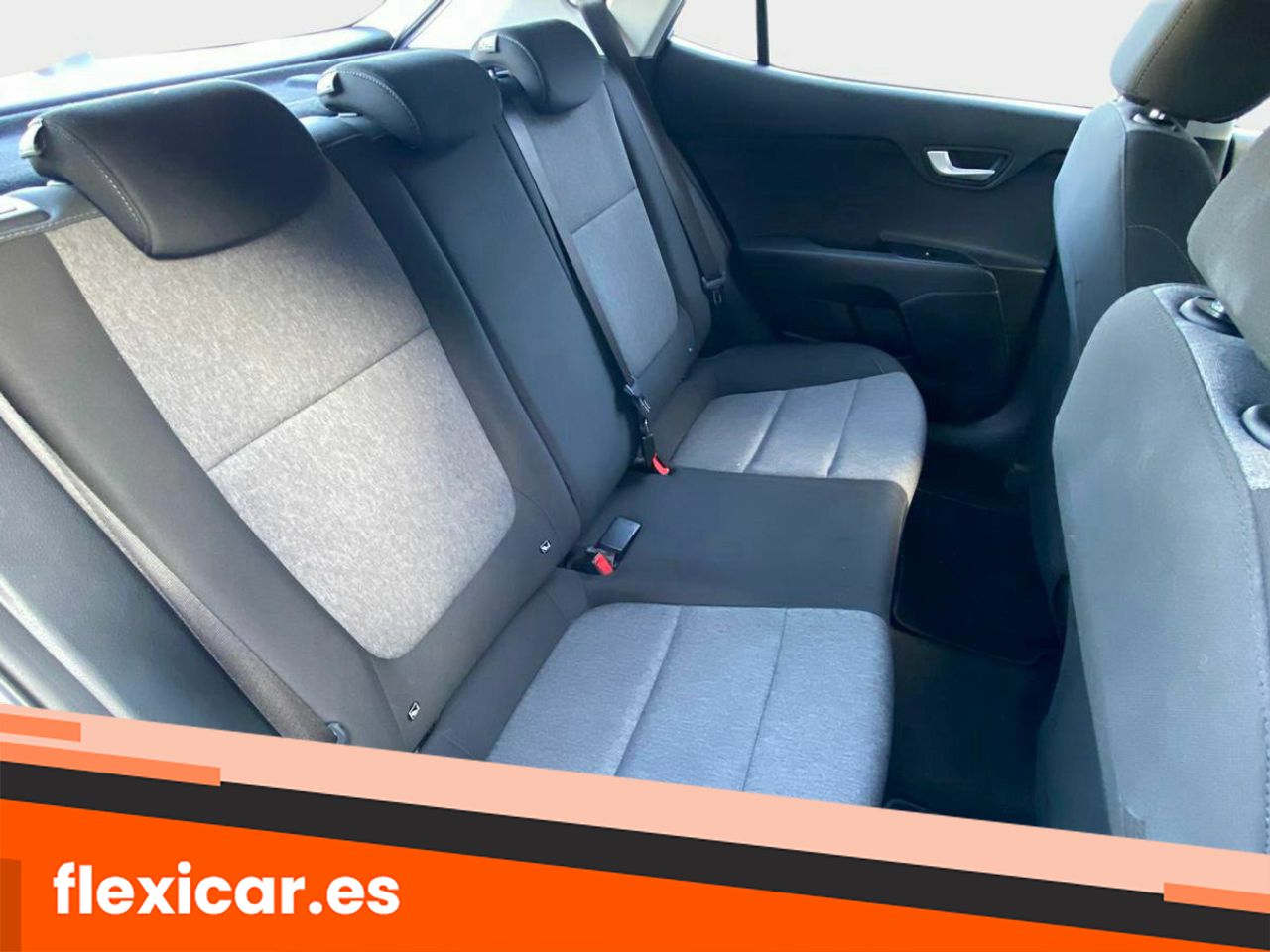 Foto Kia Stonic 13